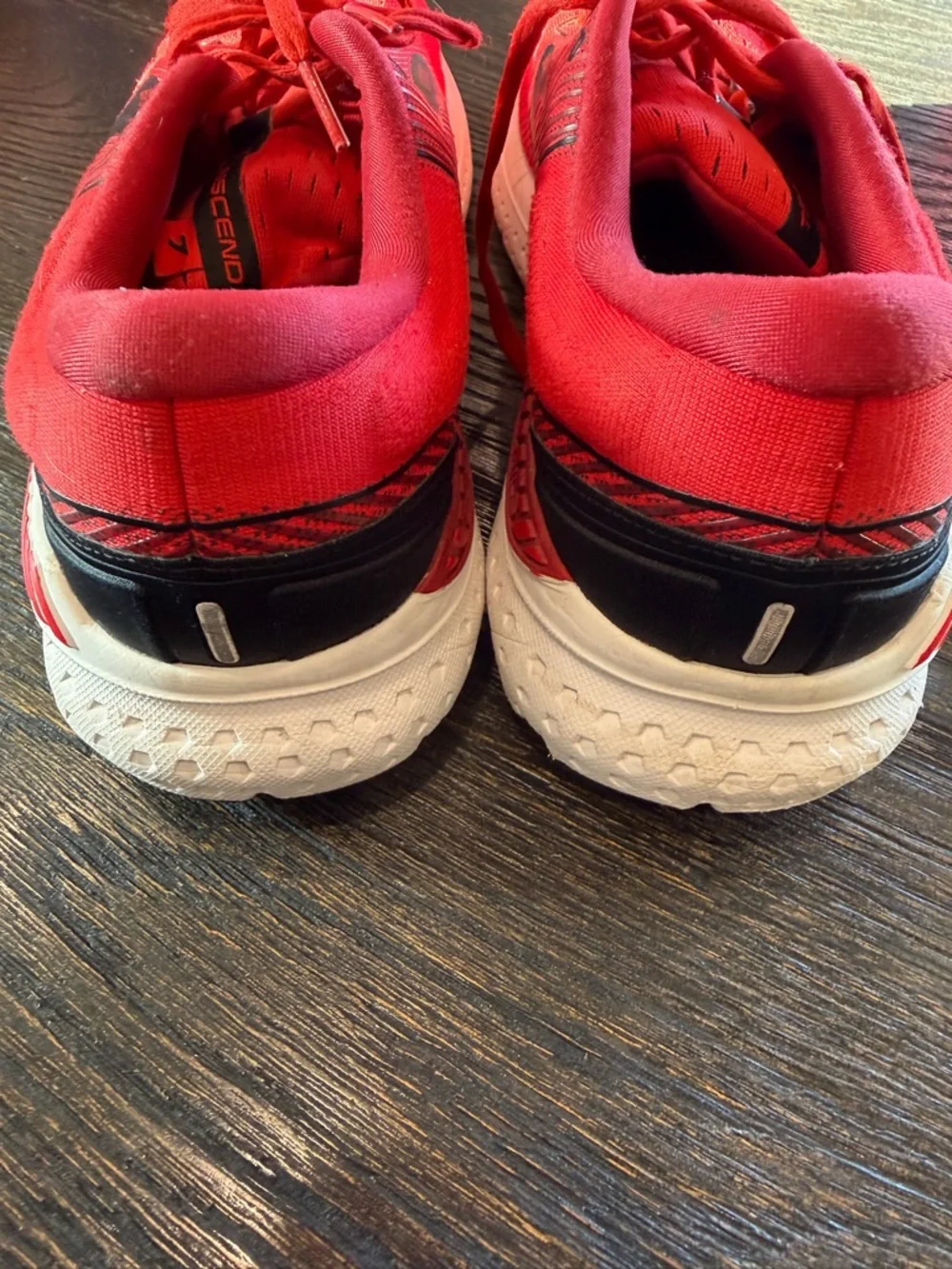 Brooks Transcend 7 Mens Shoes Size 11.5 USED